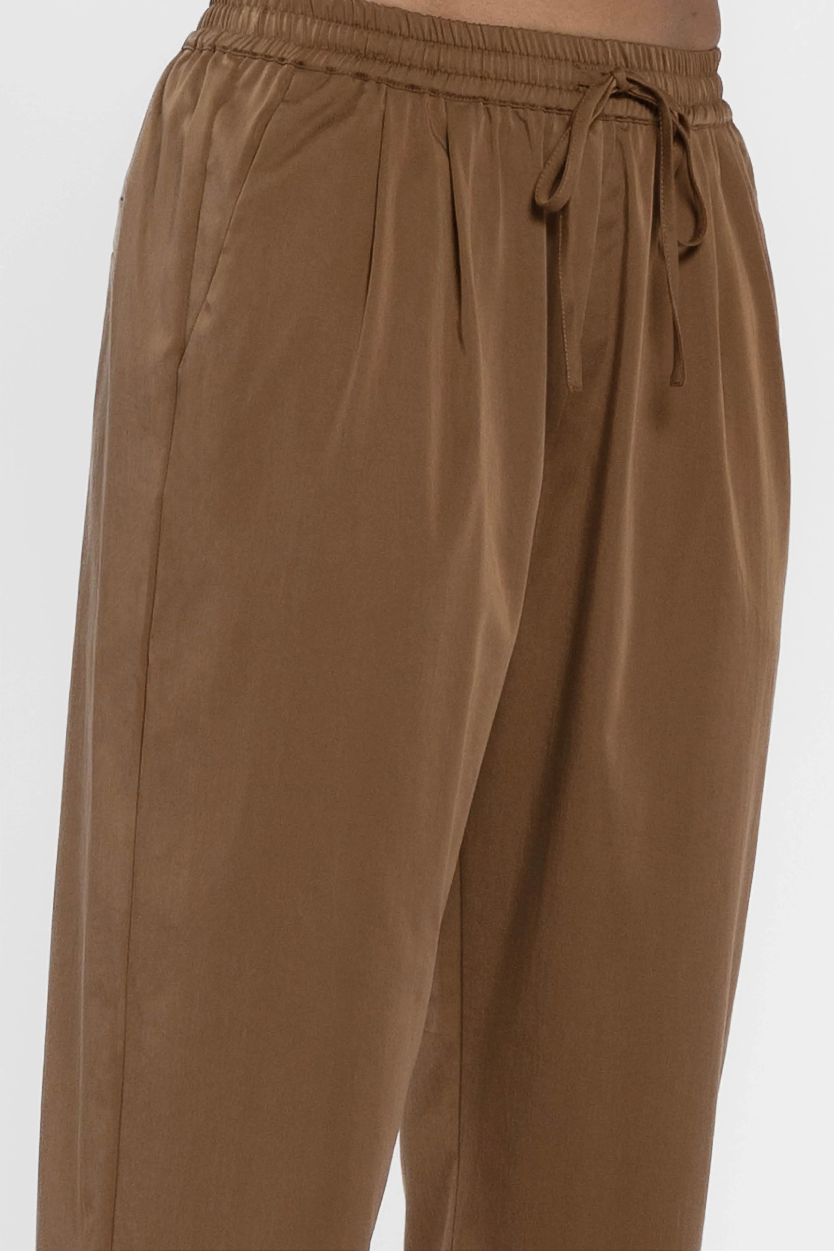Omega Tapered Rolled Cuff Pant