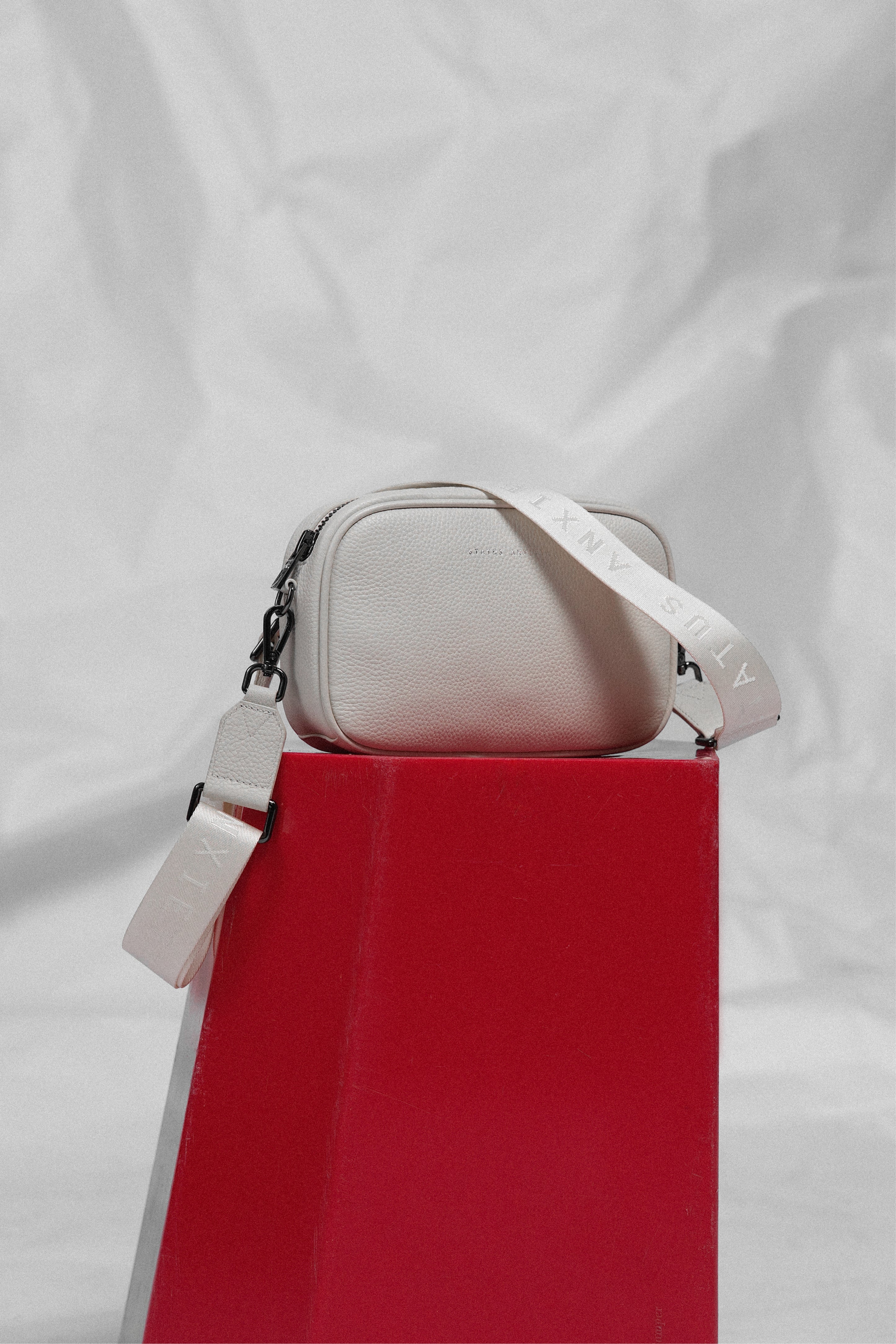 Plunder Crossbody Bag