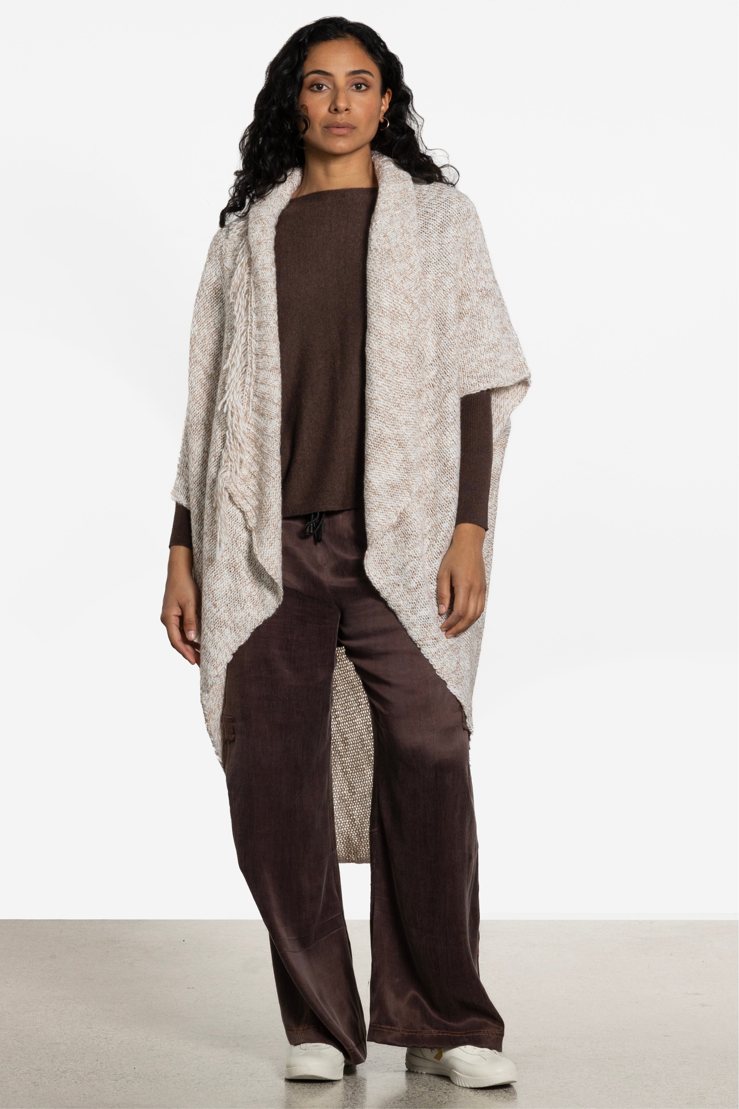 Cece Dropped Shoulder Long Sleeve Knit Top
