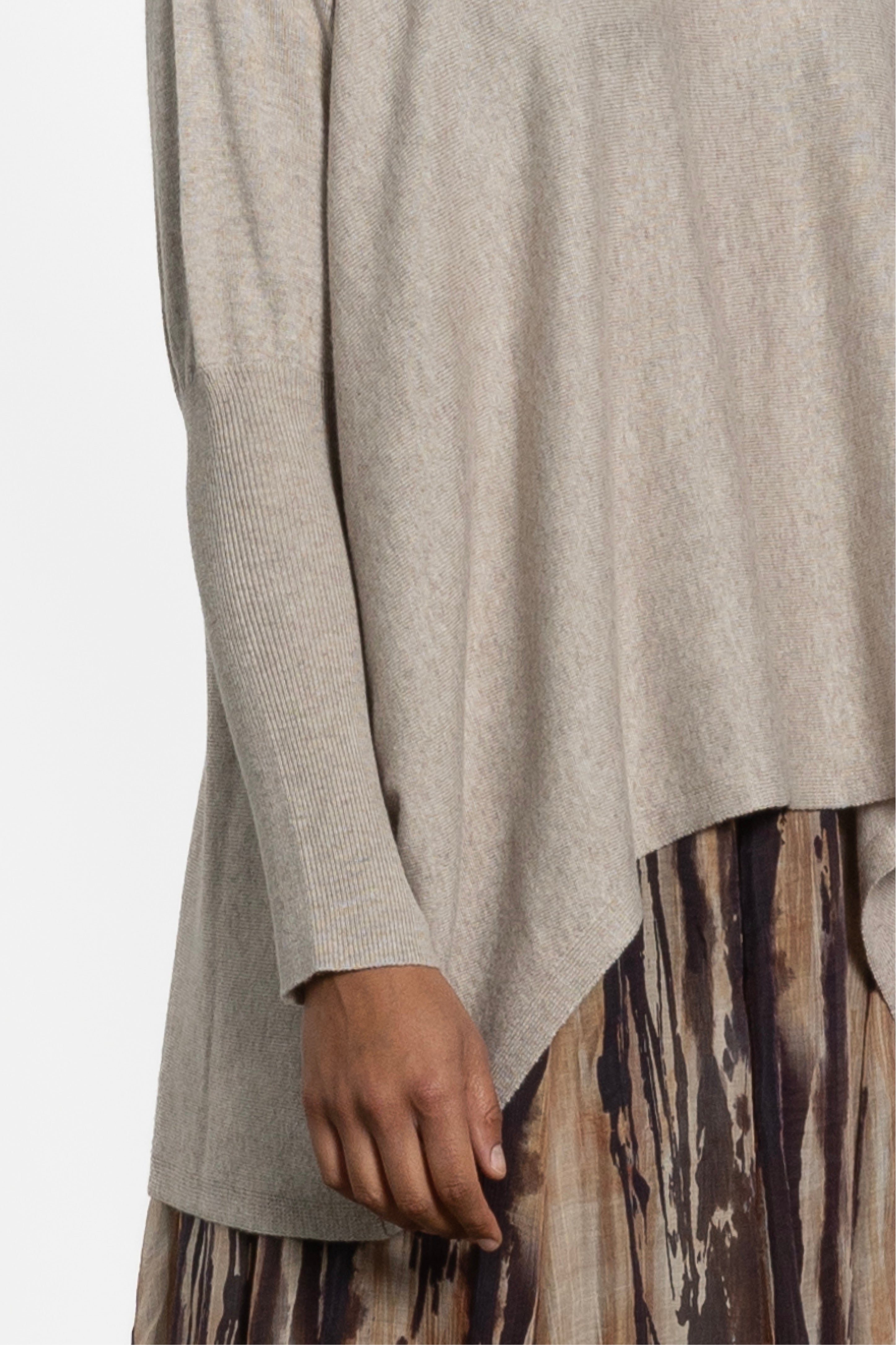 Cece Dropped Shoulder Long Sleeve Knit Top