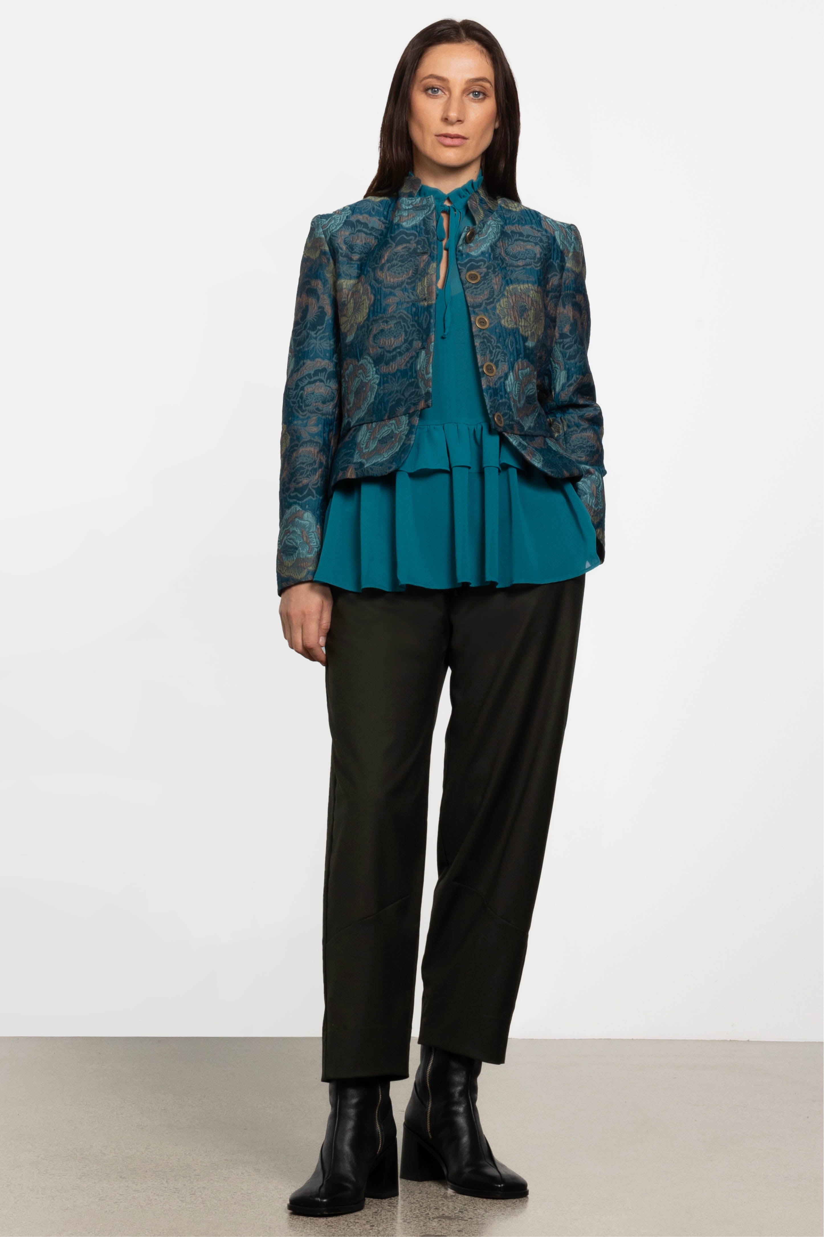 Fusion Barrel Leg Cropped Pant