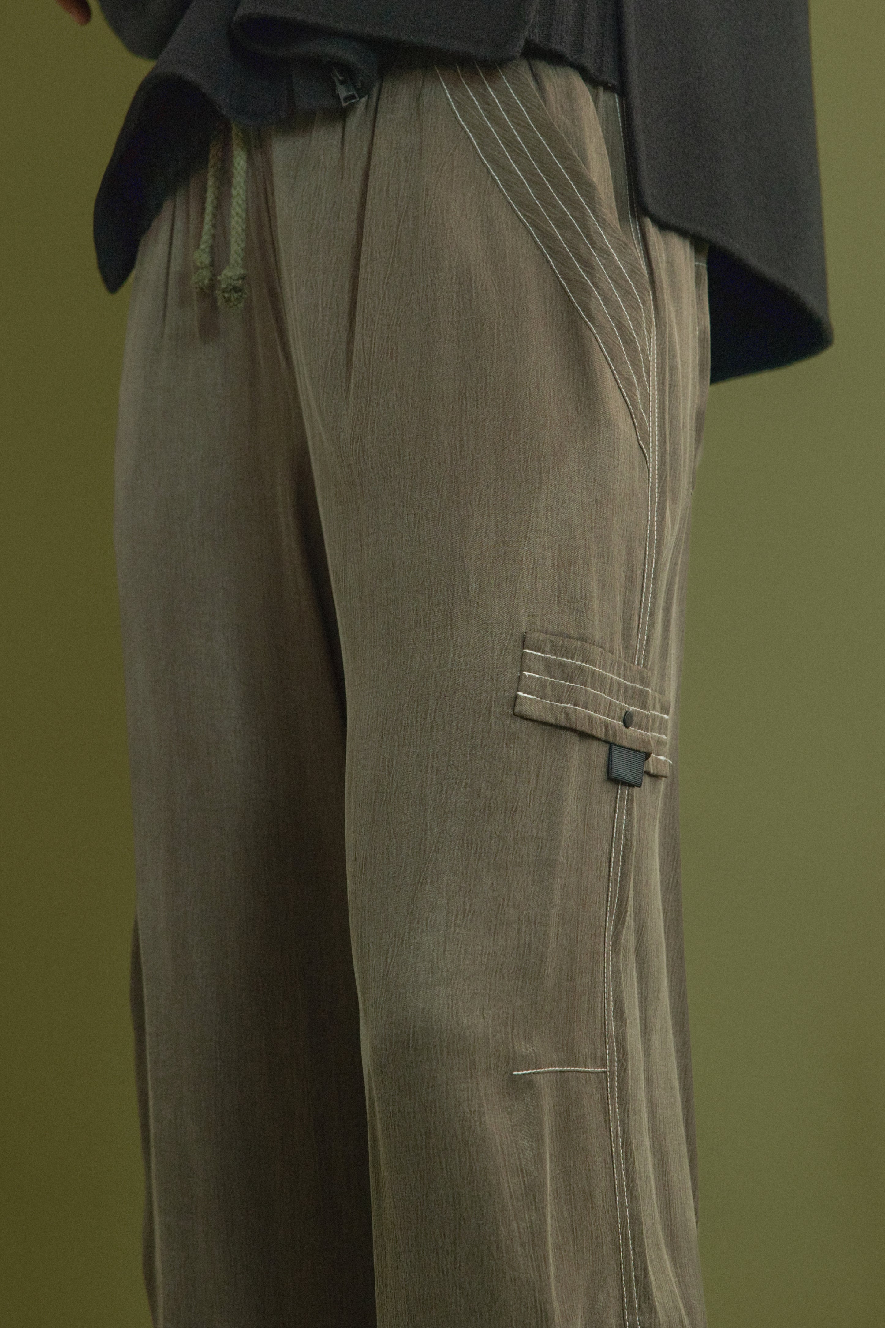 Hayden Wide Leg Jogger Pant