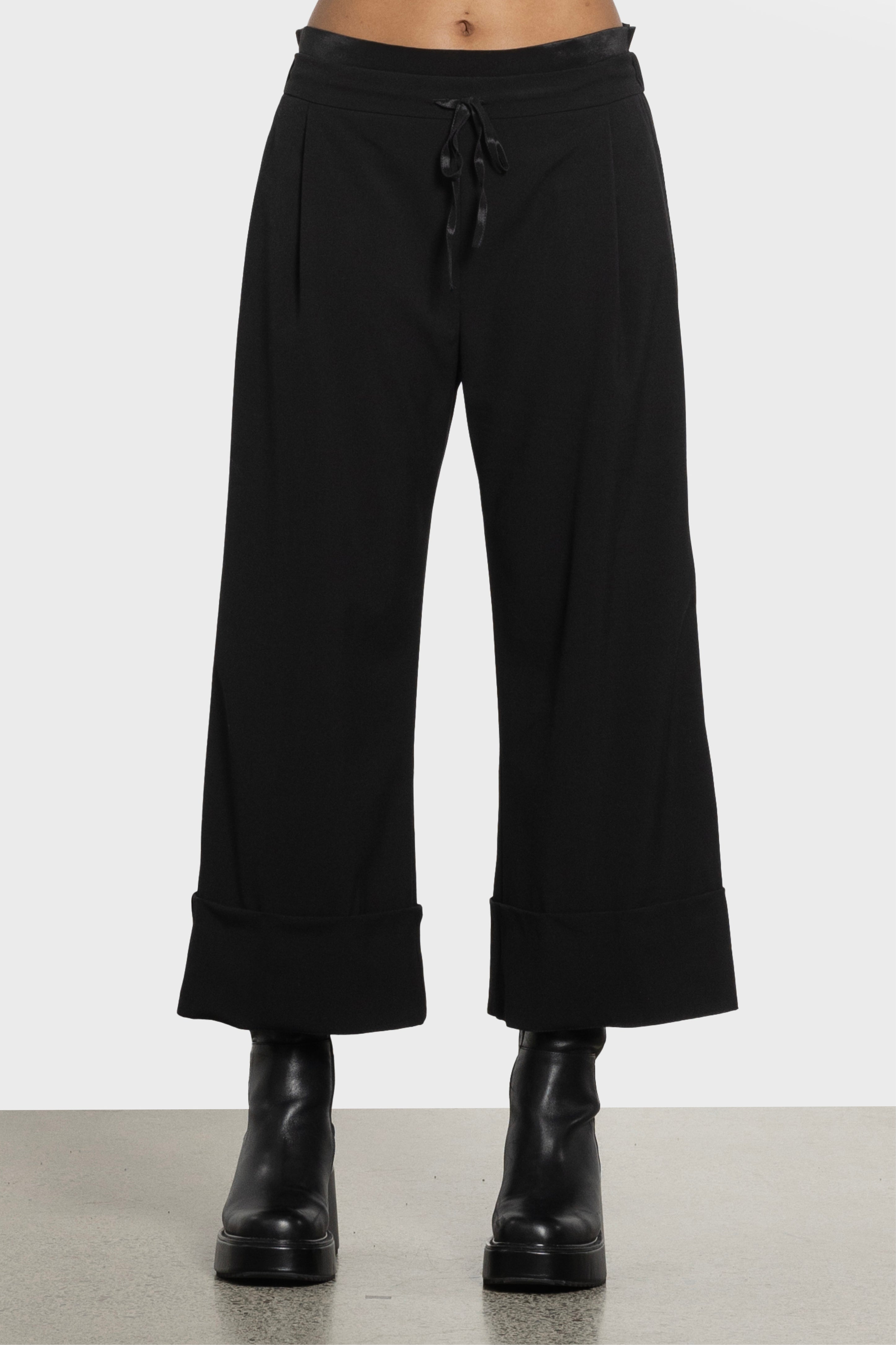 Lanzo Wide Leg Cropped Pant