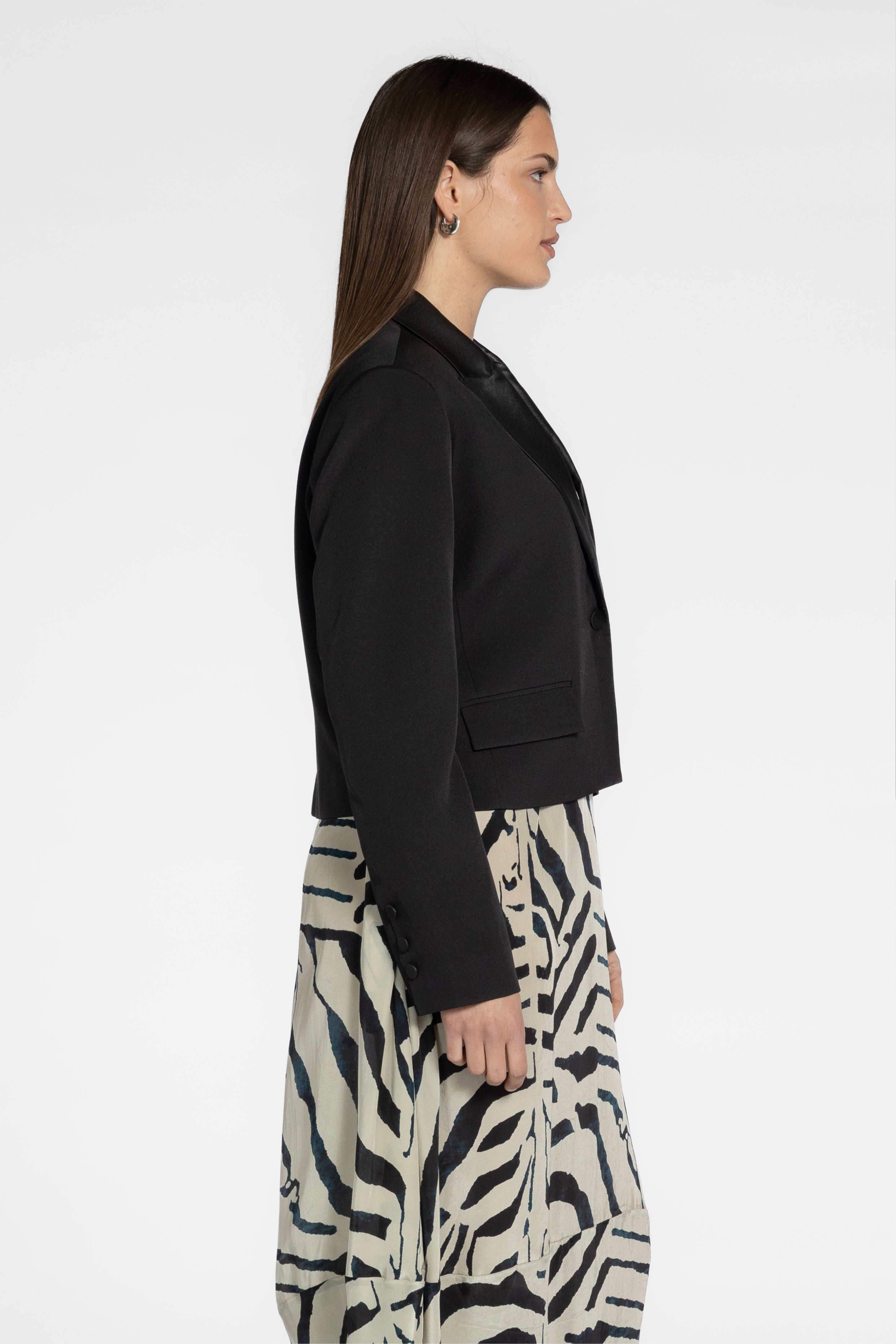 Legend Satin Collar Crop Blazer