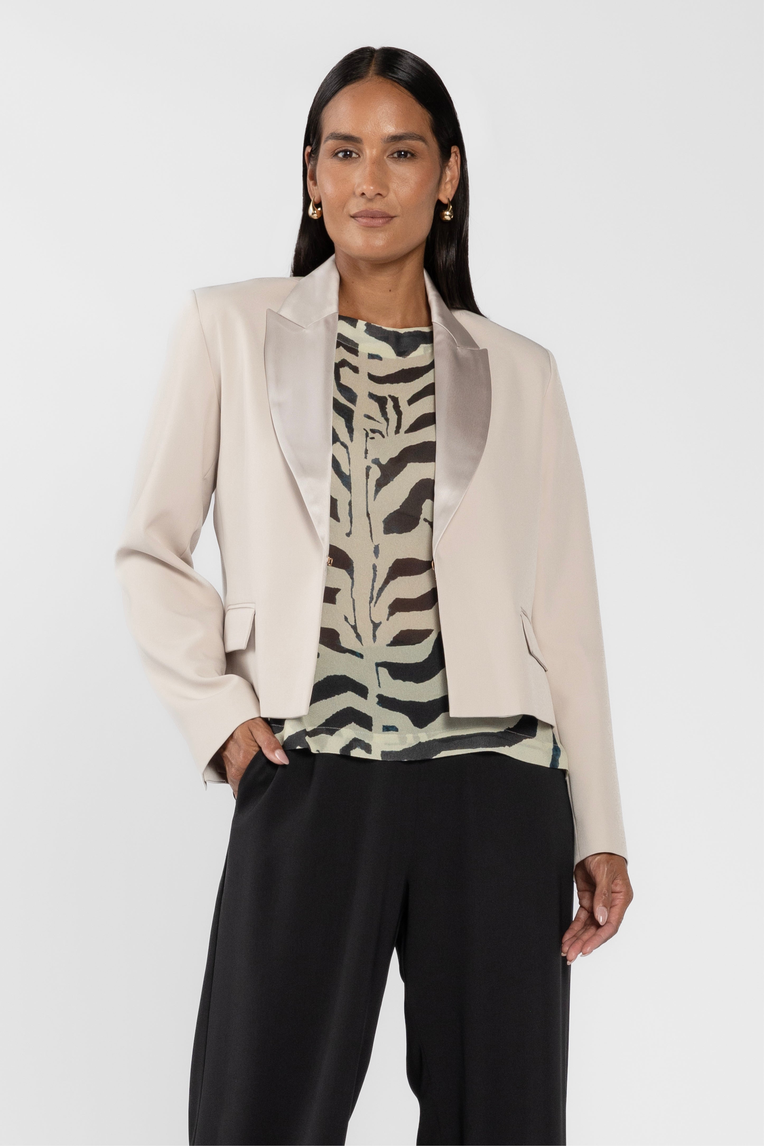 Legend Satin Collar Crop Blazer