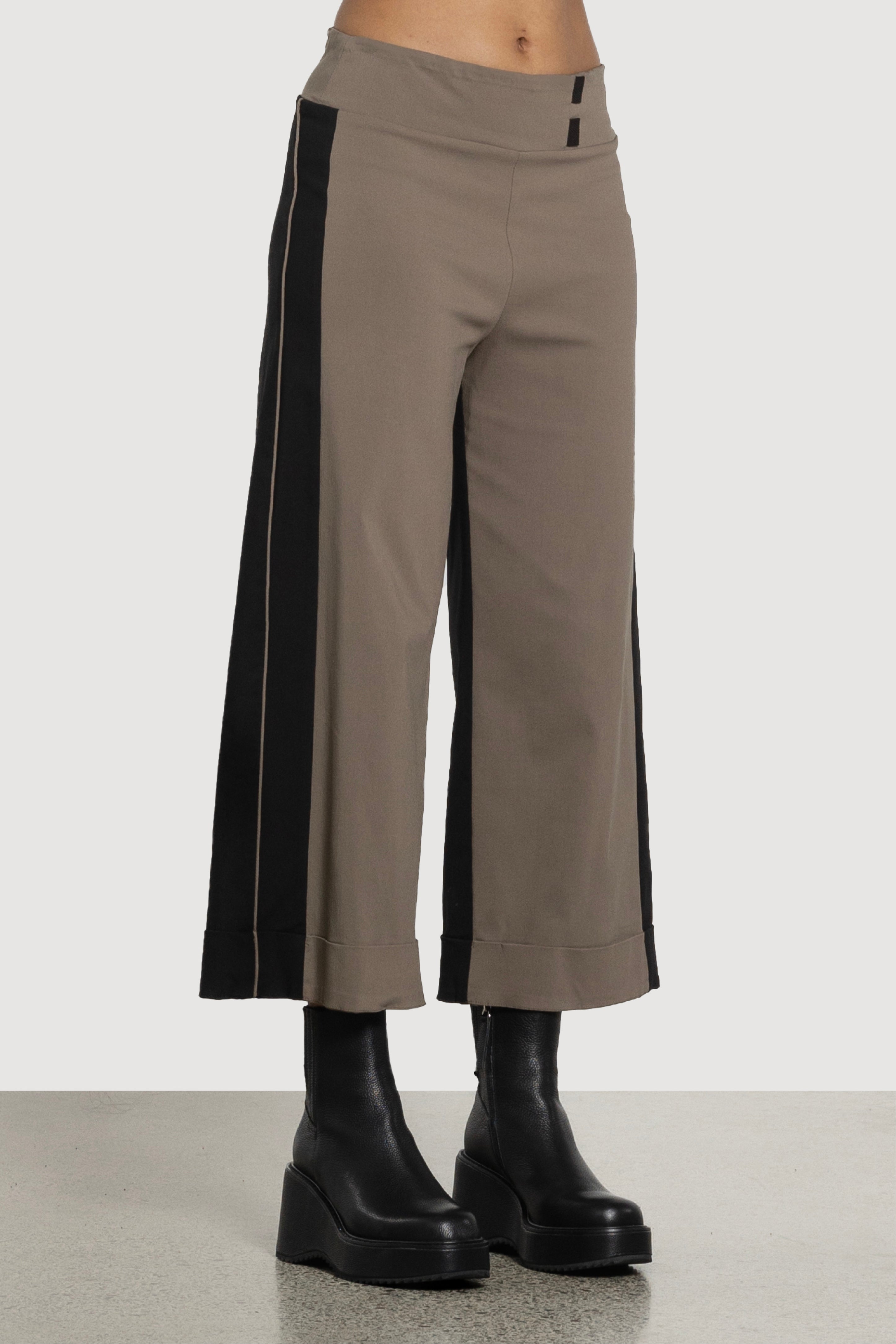 Lincoln Cropped Stretch Pant