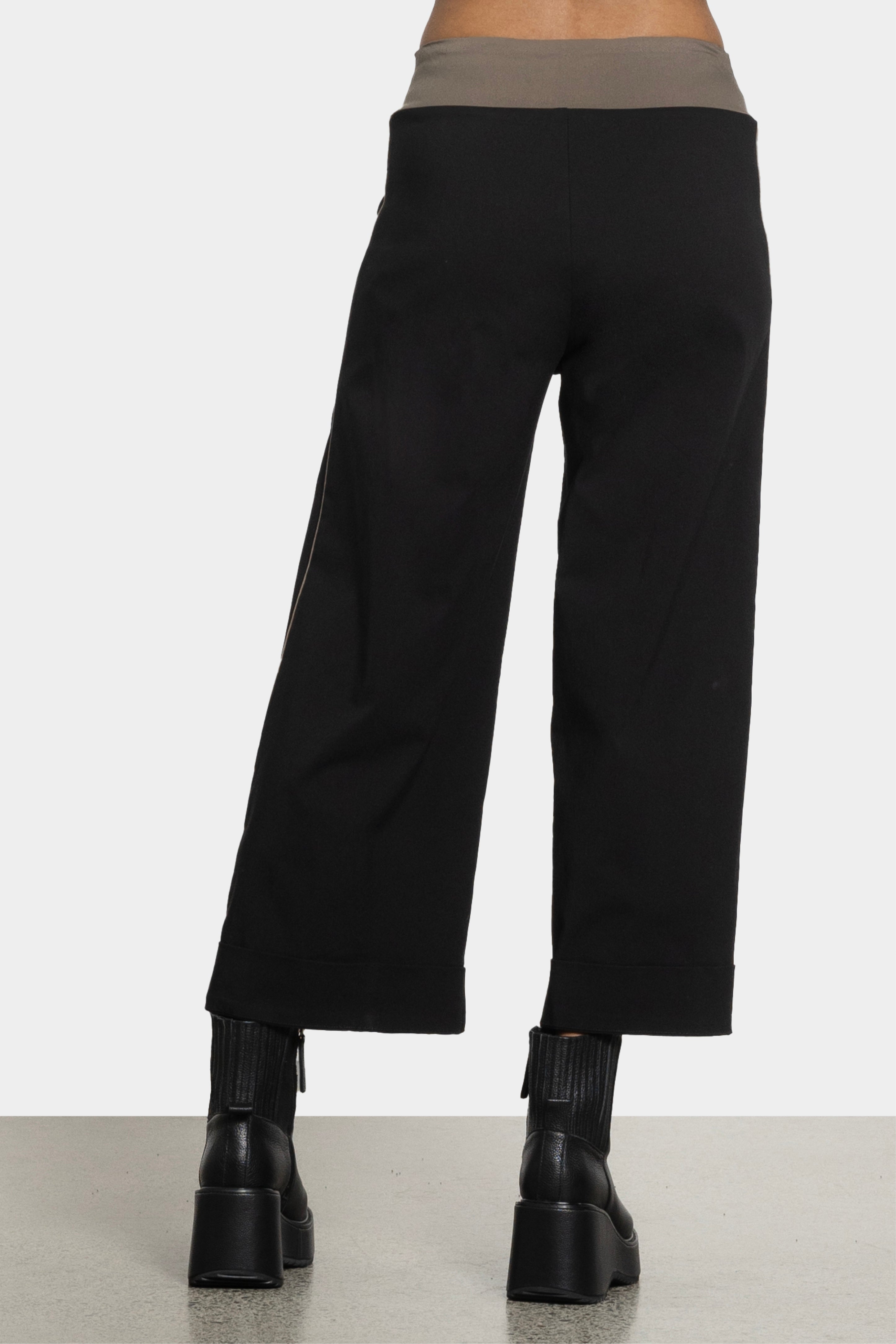 Lincoln Cropped Stretch Pant