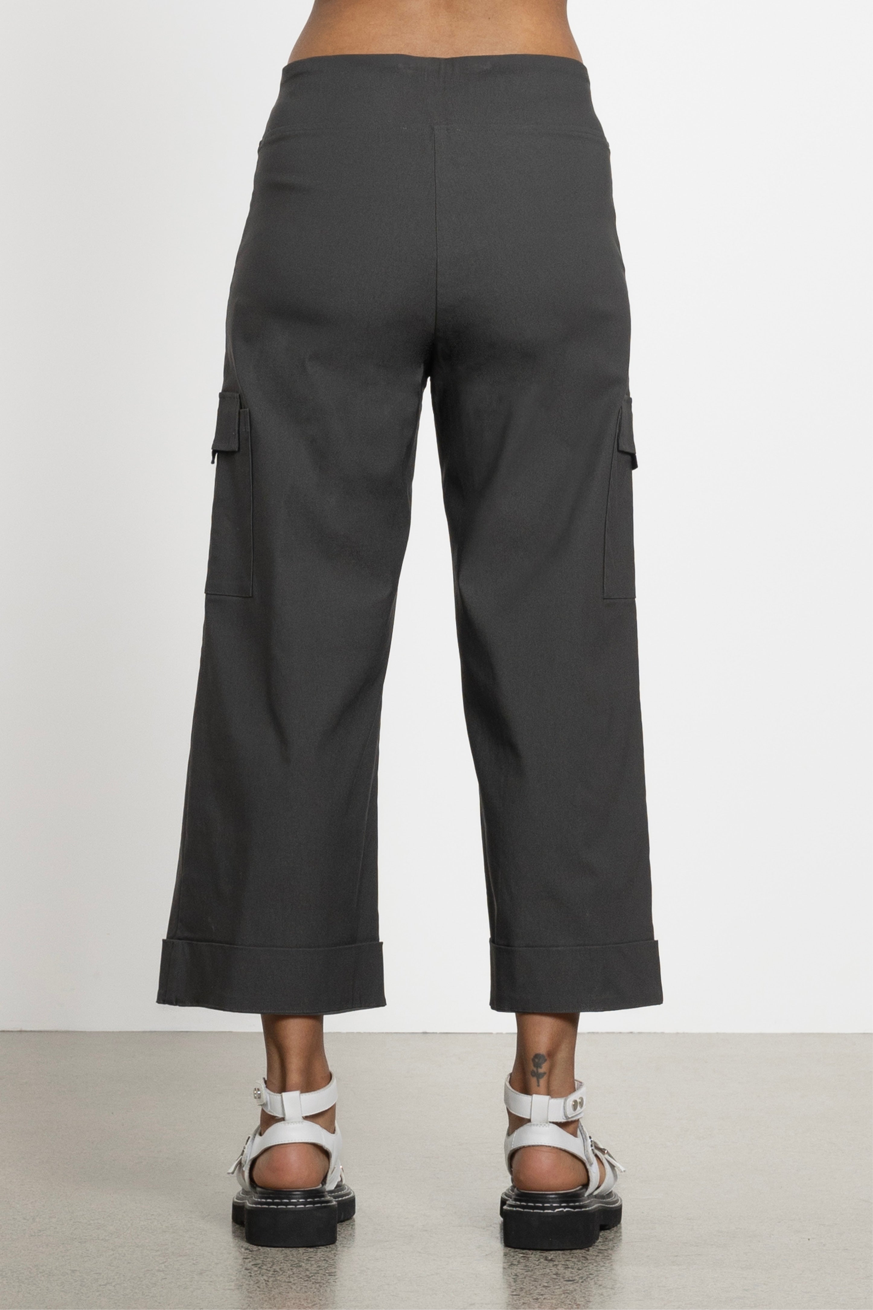 Logan Wide Leg Cropped Pant