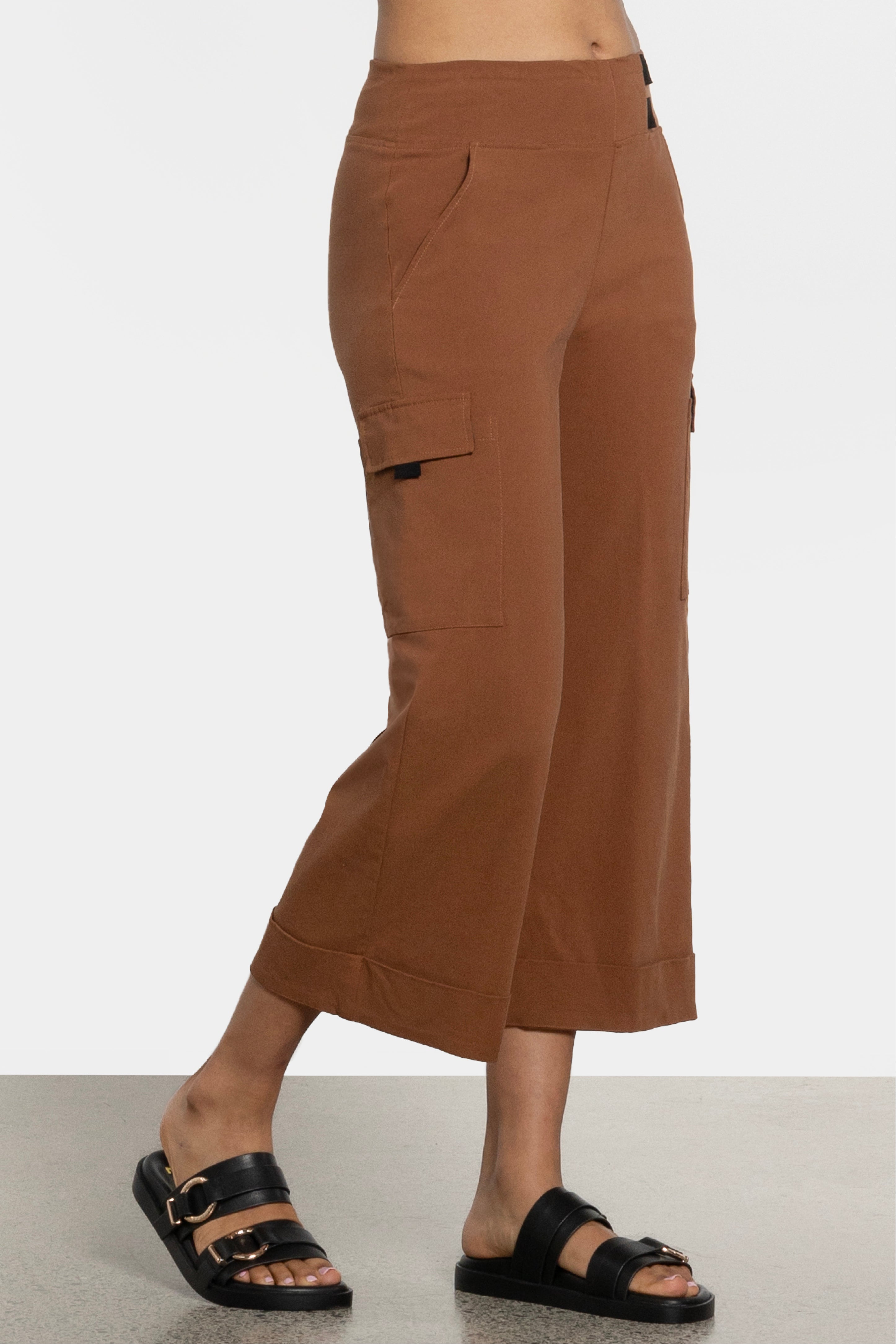 Logan Wide Leg Cropped Pant