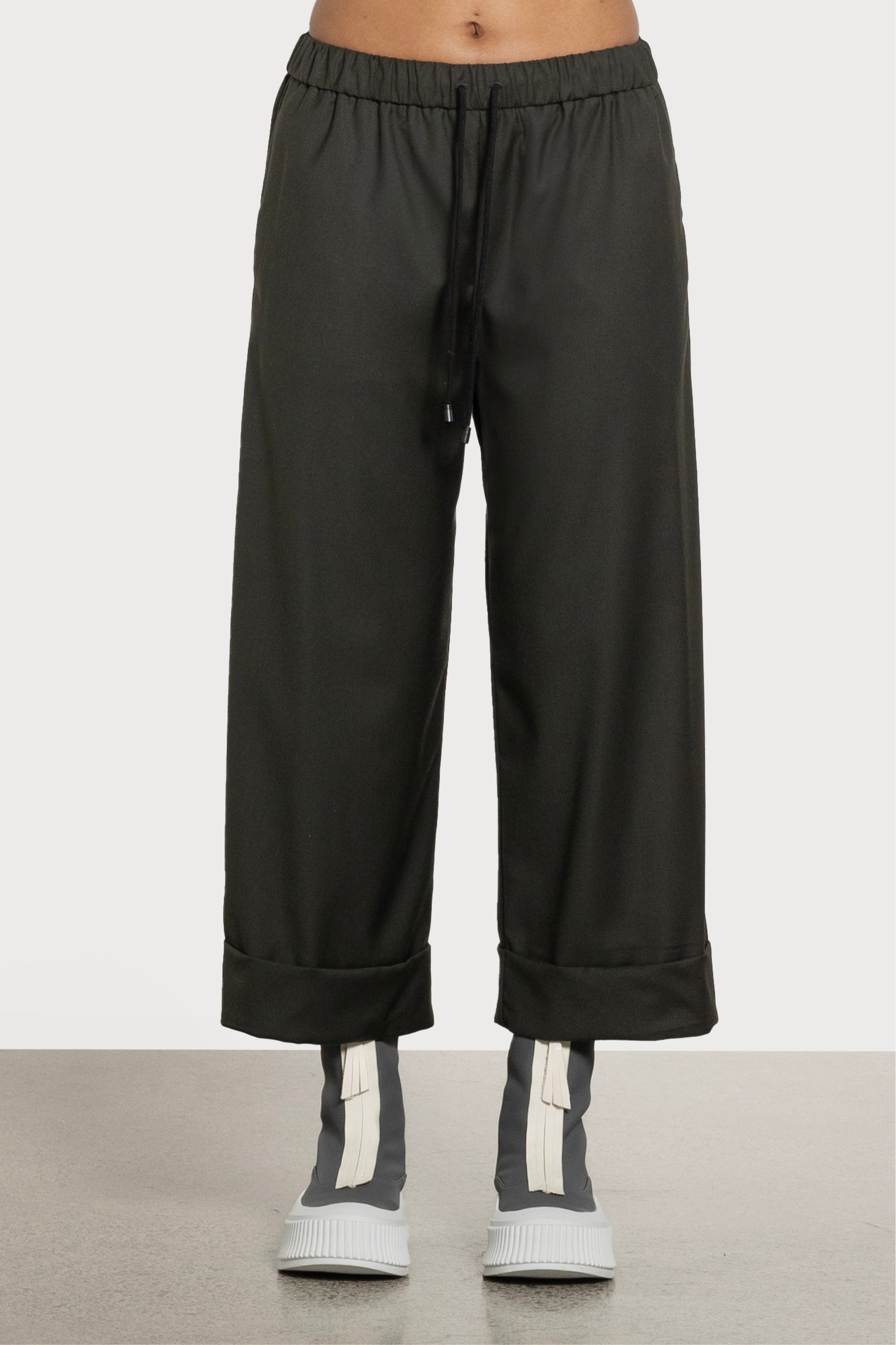 Logic Wide Leg Cropped Pant