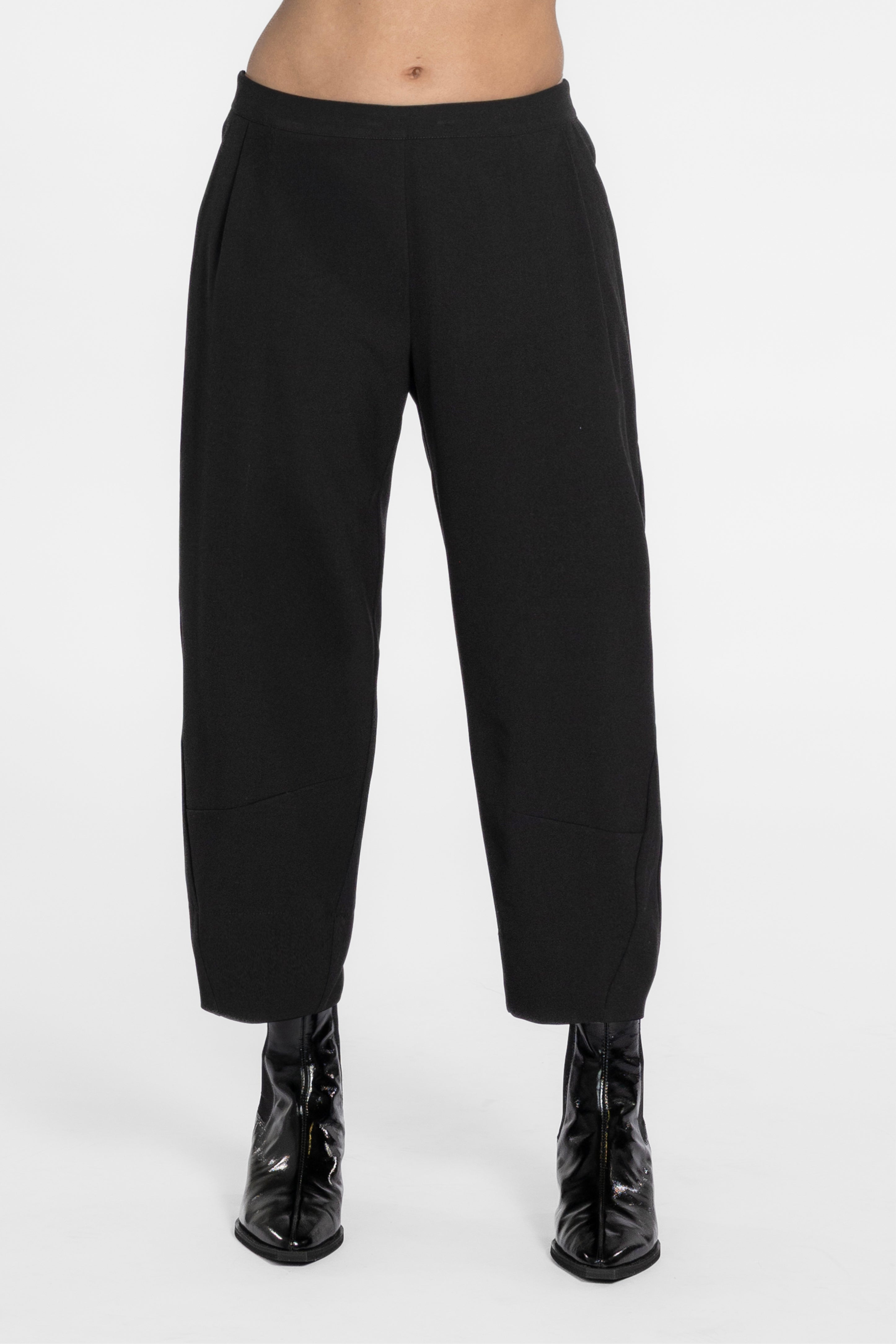 Rayna Barrel Leg Pant