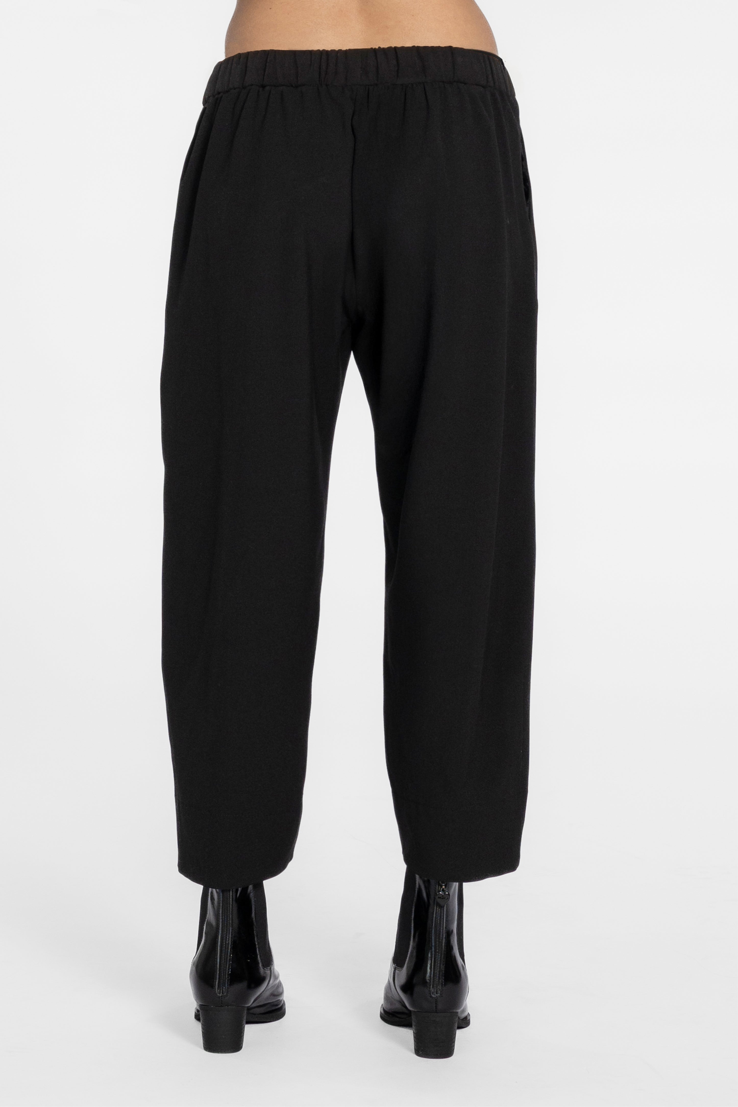 Rayna Barrel Leg Pant