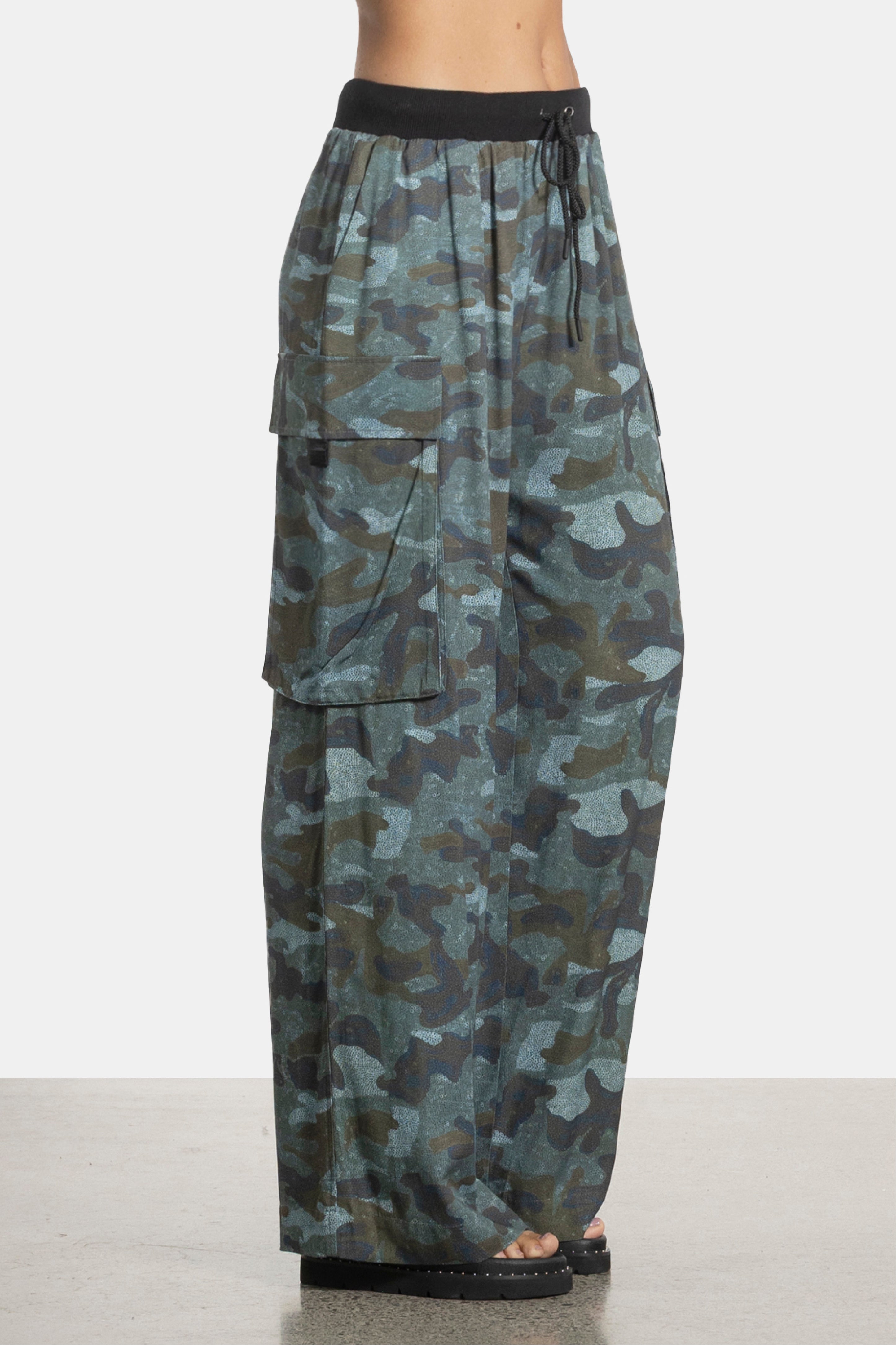 Republic Print Wide Leg Cargo Pant