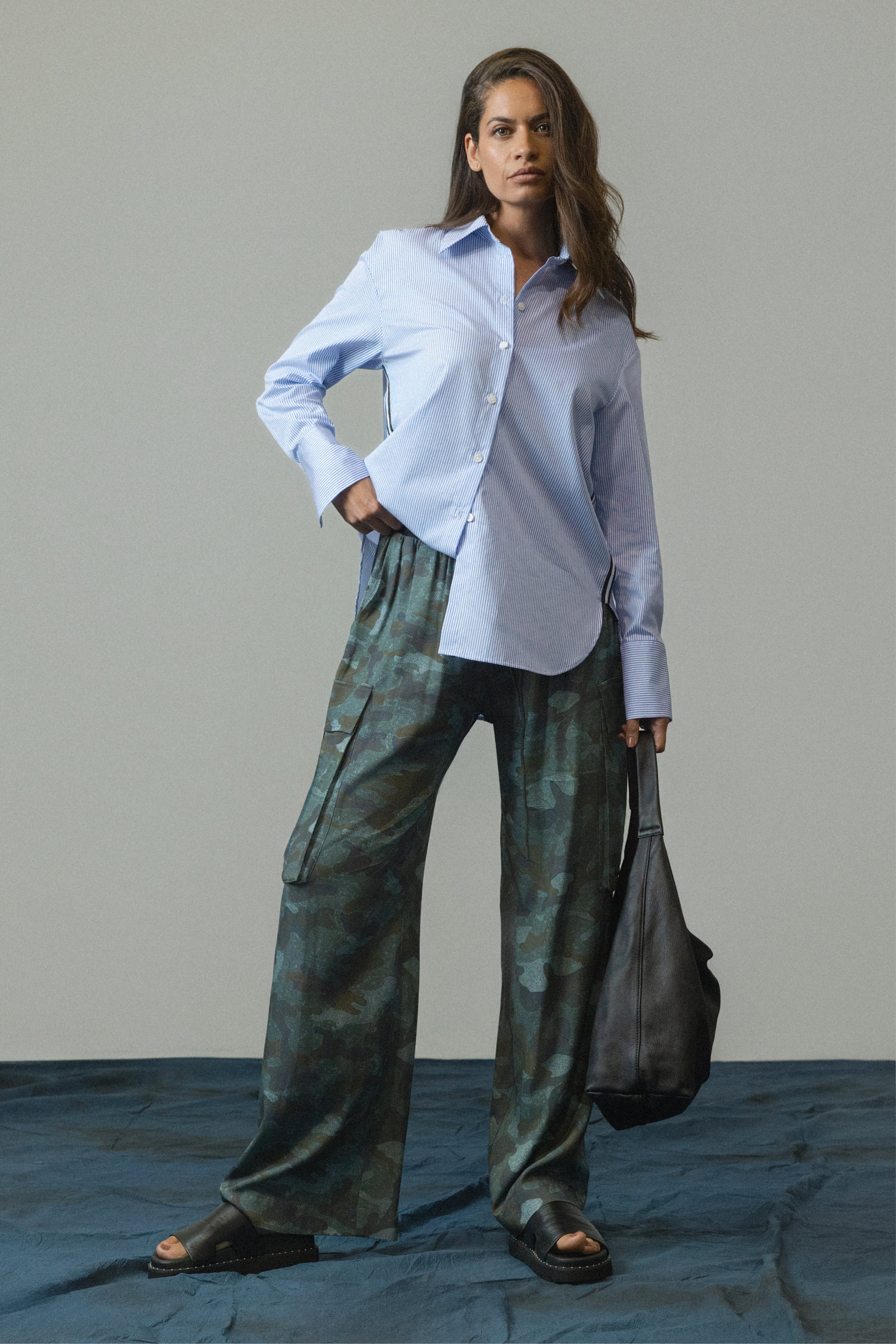 Republic Print Wide Leg Cargo Pant