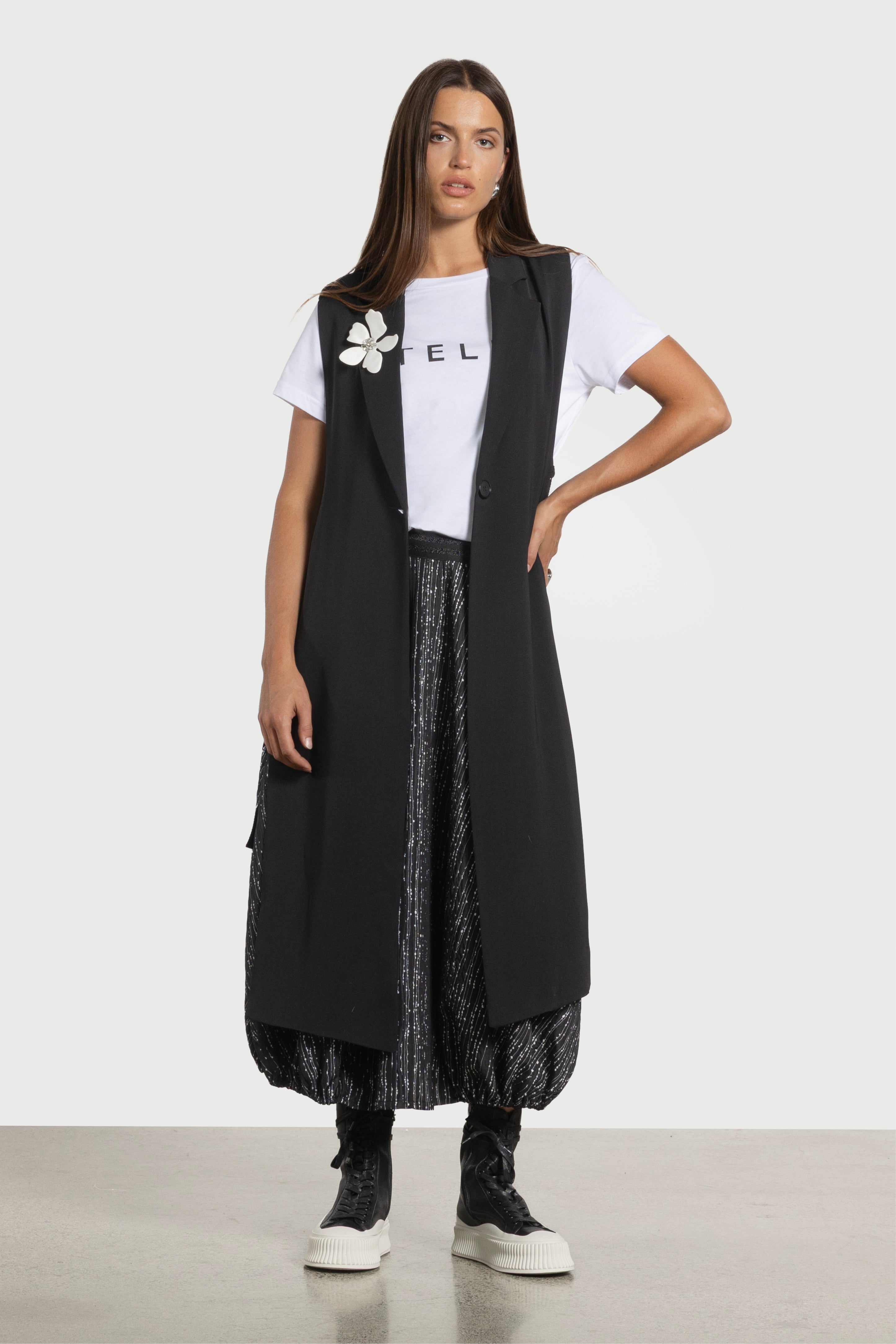 Rowena Sleeveless Split Side Jacket