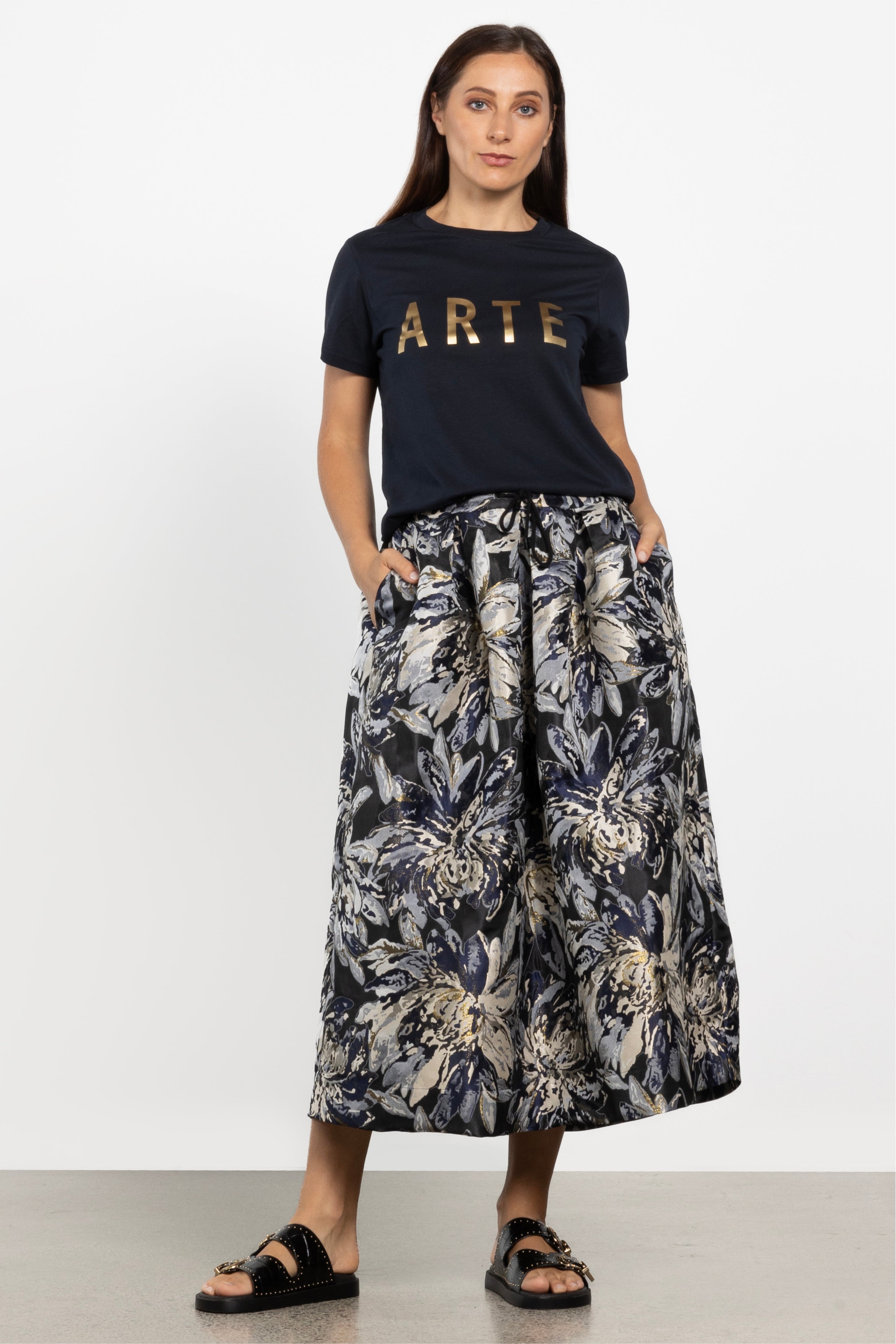 Arte Tee