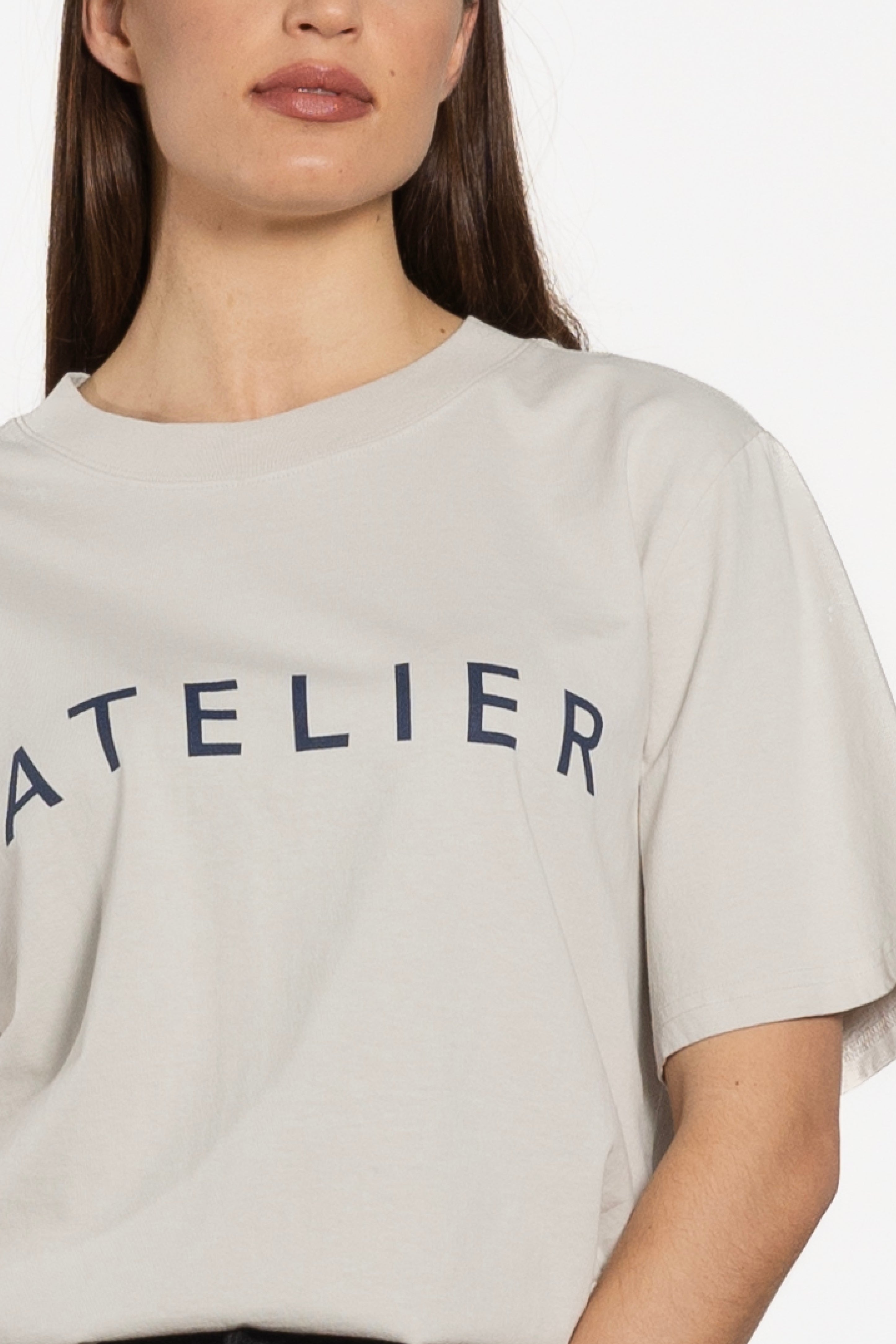 Atelier Tee