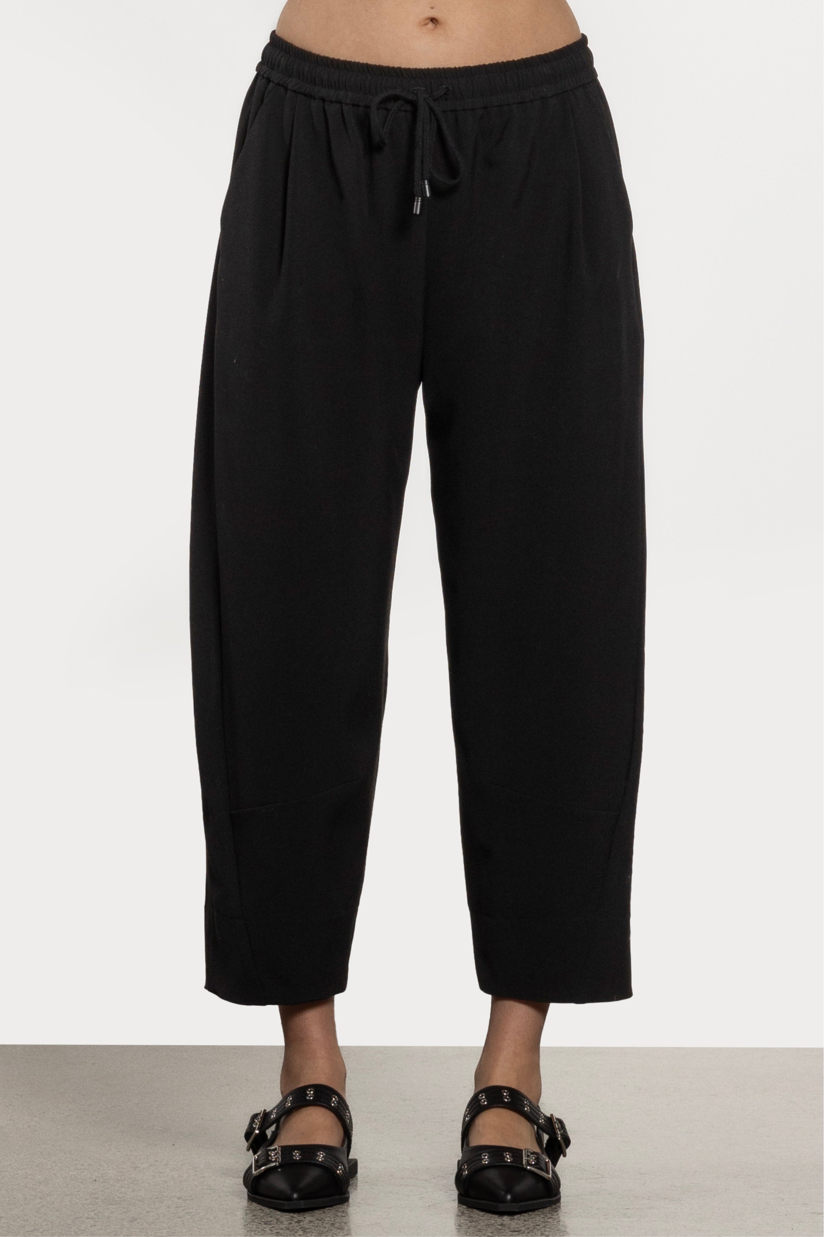 Union  Barrel Leg Cropped Pant
