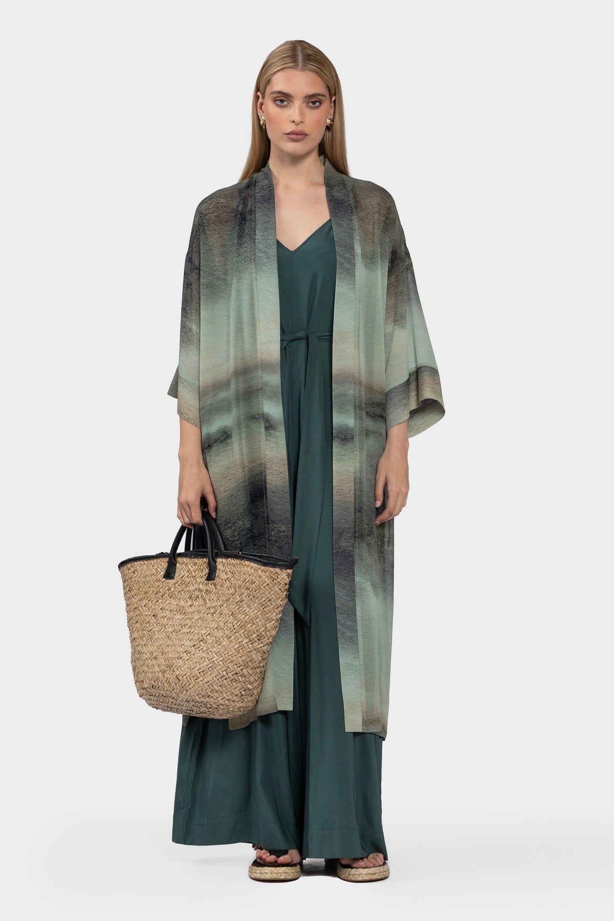 Rhi Kimono