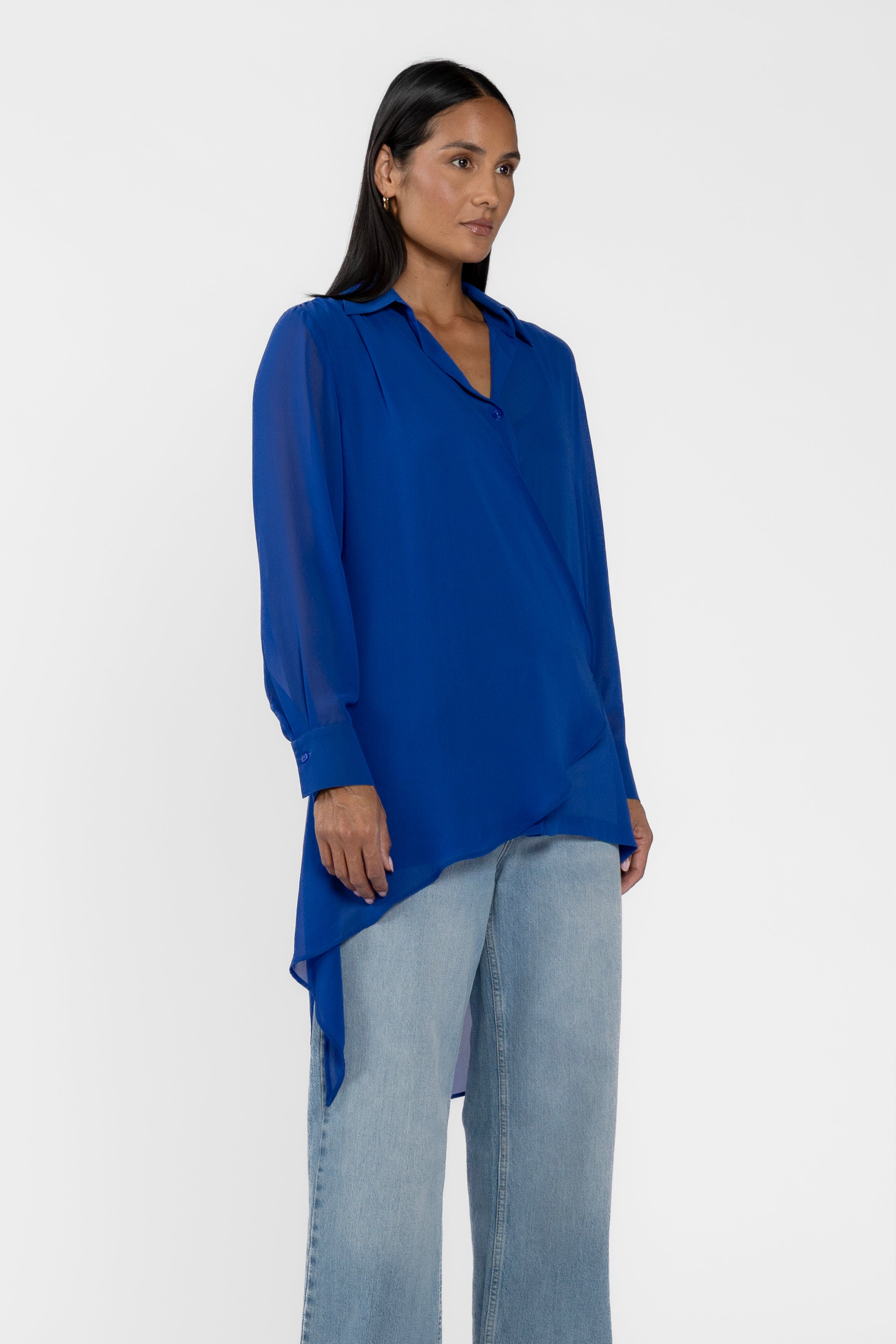 Tall Tails Long Sleeve Asymmetric Shirt