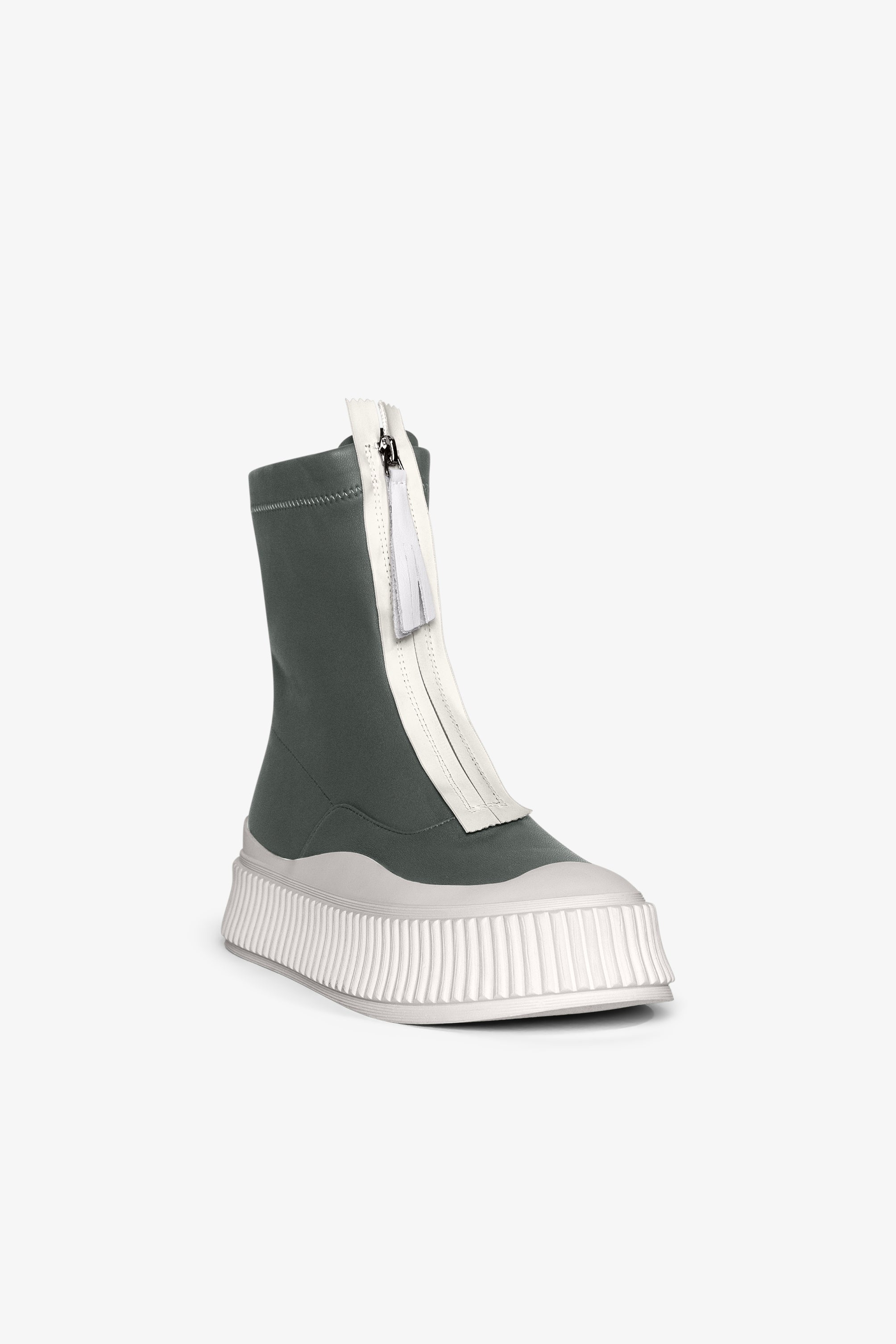 Ultrasonic Sneaker Boot