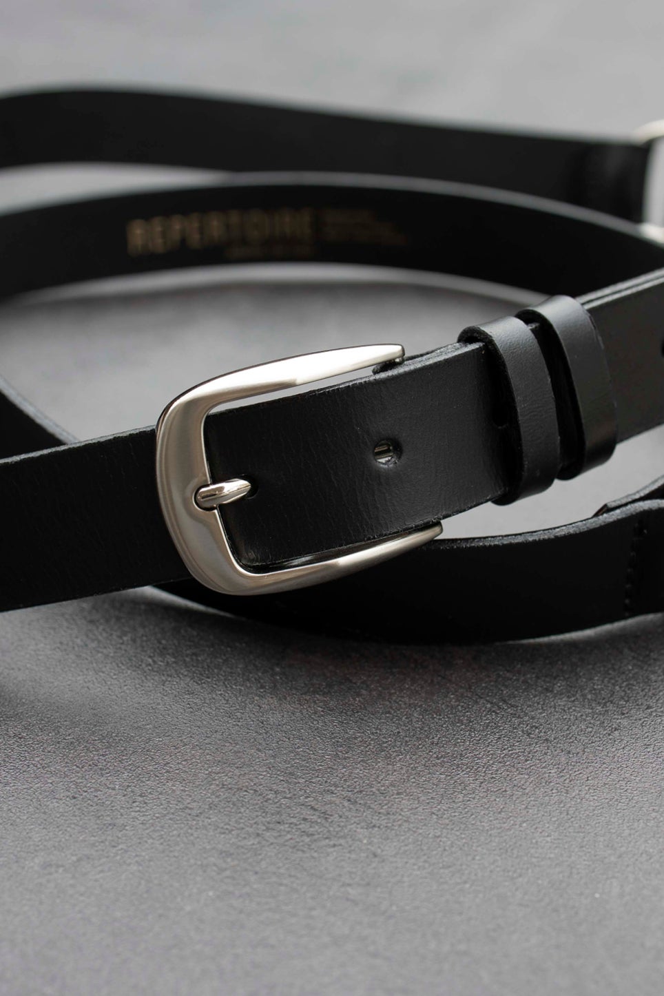 Black wrap outlet belt