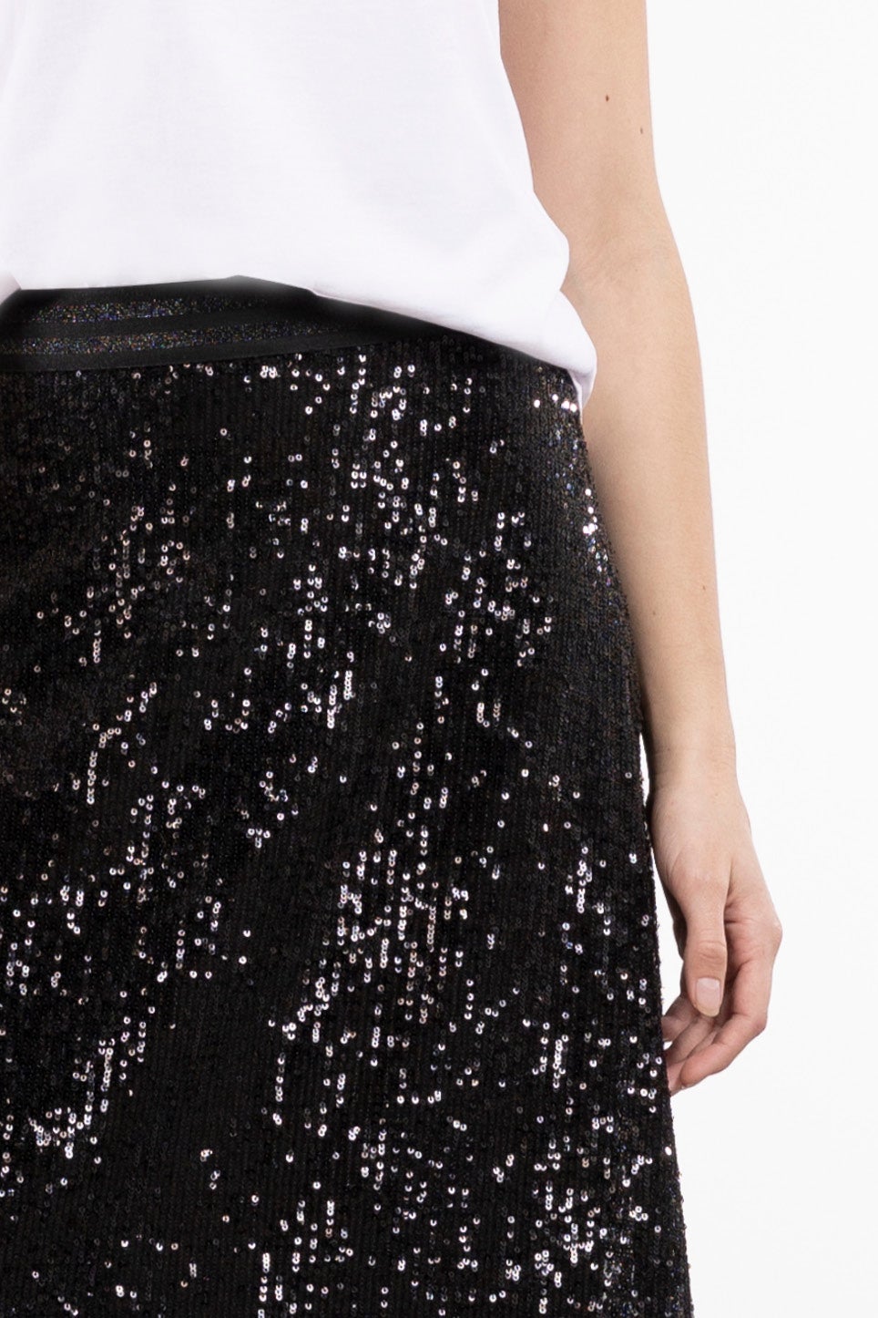 Black sequin skirt 90s best sale